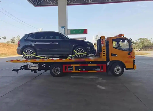 东港市道路救援拖车